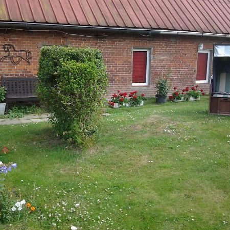 Ferienwohnung In Scharnhagen Rabendorf Exterior foto